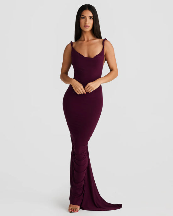 Sichern Sie sich heute nur 70 % Rabatt auf das Kleid Yelena💕