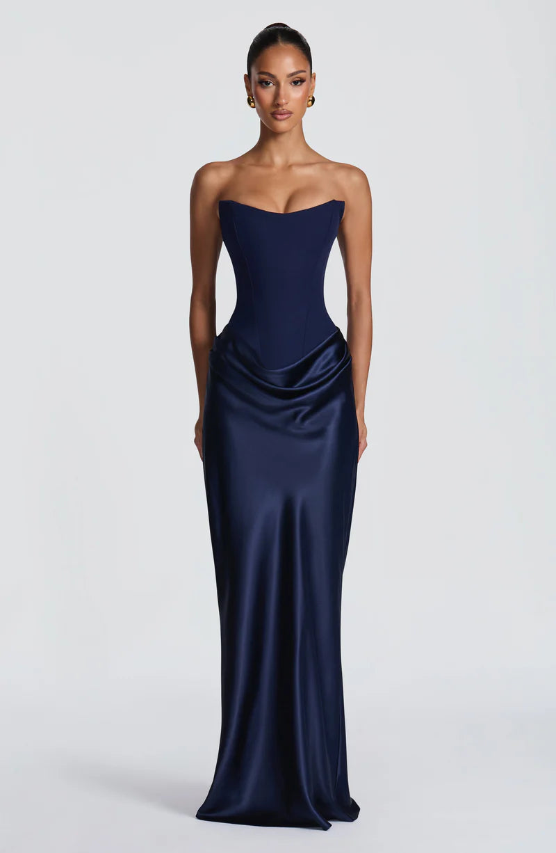Get 70% Off On The Timeless Grace Dress Only Today 💕
