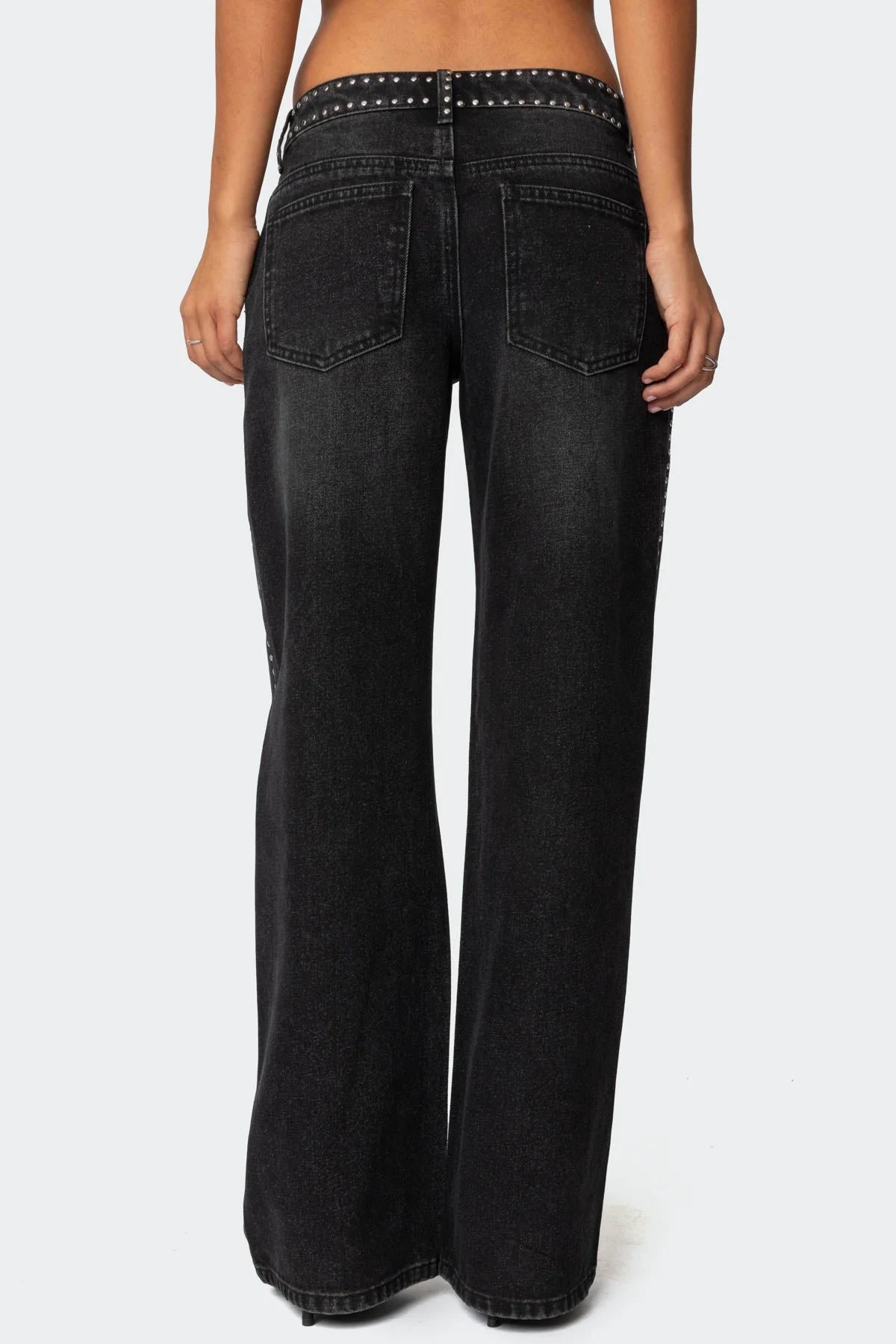JEANS TRIFFT STUDS