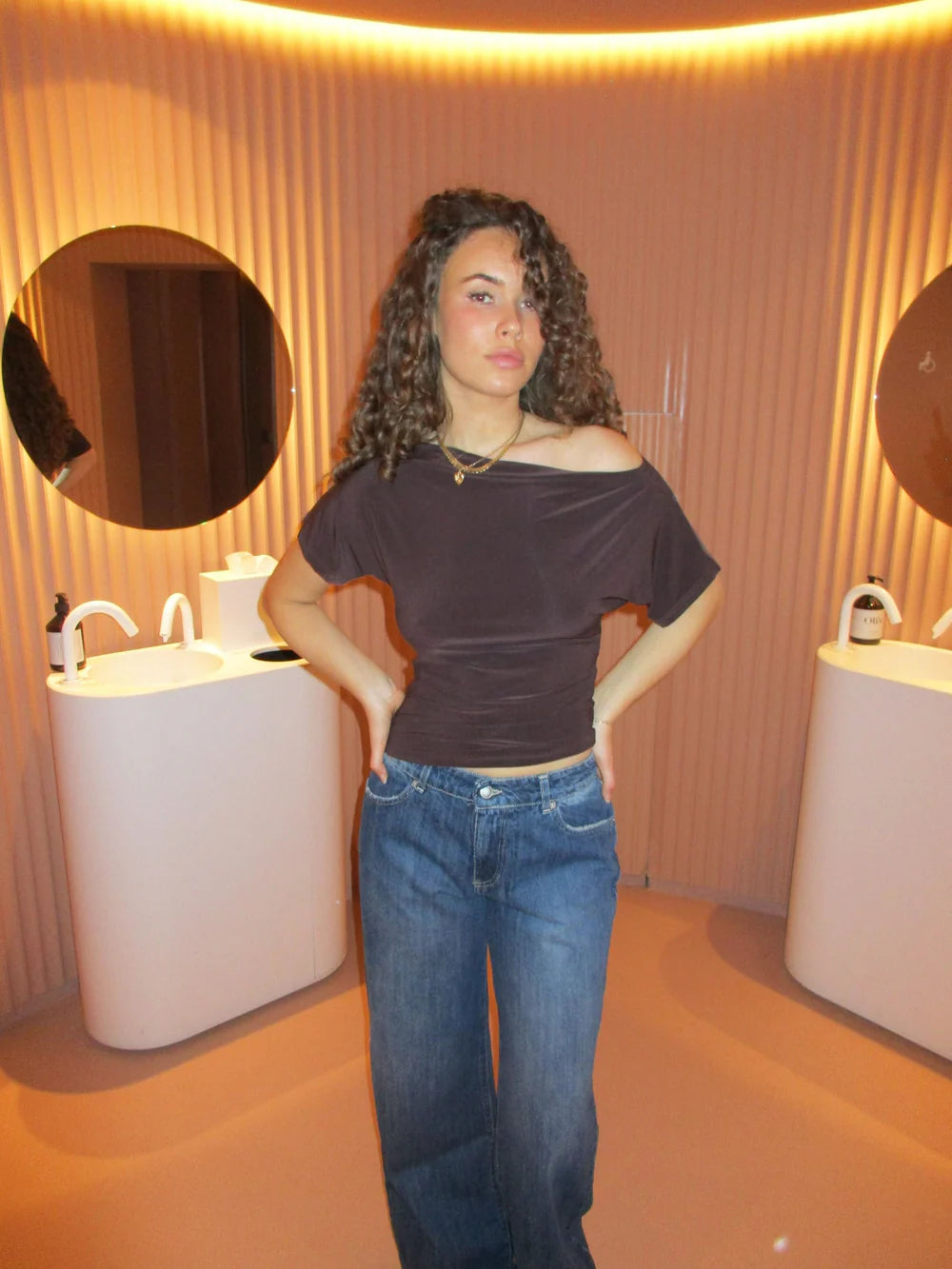 Profitez De 70 % De Réduction Sur Le T-shirt Florine Aujourd'hui Seulement 💕