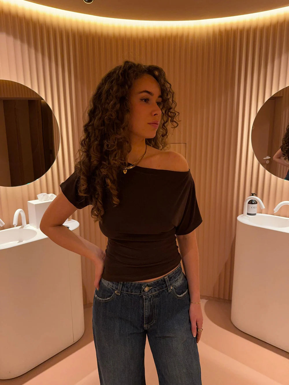 Profitez De 70 % De Réduction Sur Le T-shirt Florine Aujourd'hui Seulement 💕